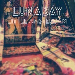 LUNA BAY – Little Amsterdam