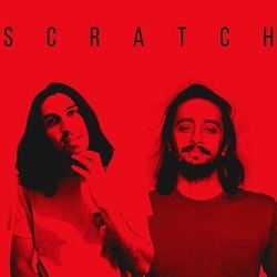 Cover von scratch; Foto zweier Männer, es ist rot eingefärbt